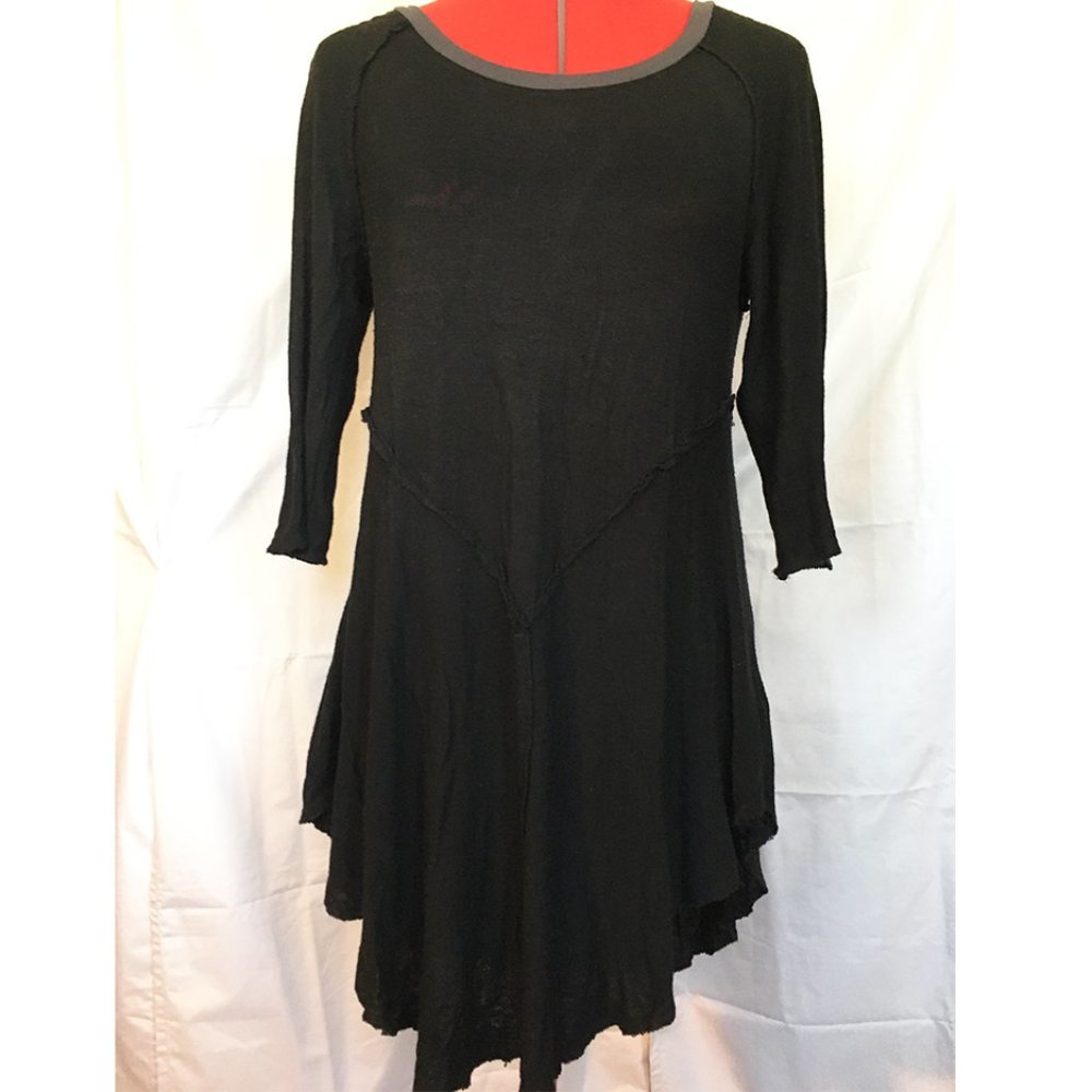 FREE PEOPLE Knit Layering Tunic with tails-L